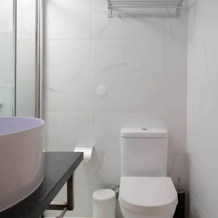 Villa 3br Family Friends Centre Metro *
