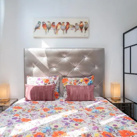 3br Family Friends Centre Metro Villa *