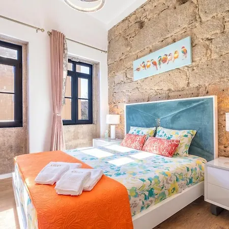 3br Family Friends Centre Metro *